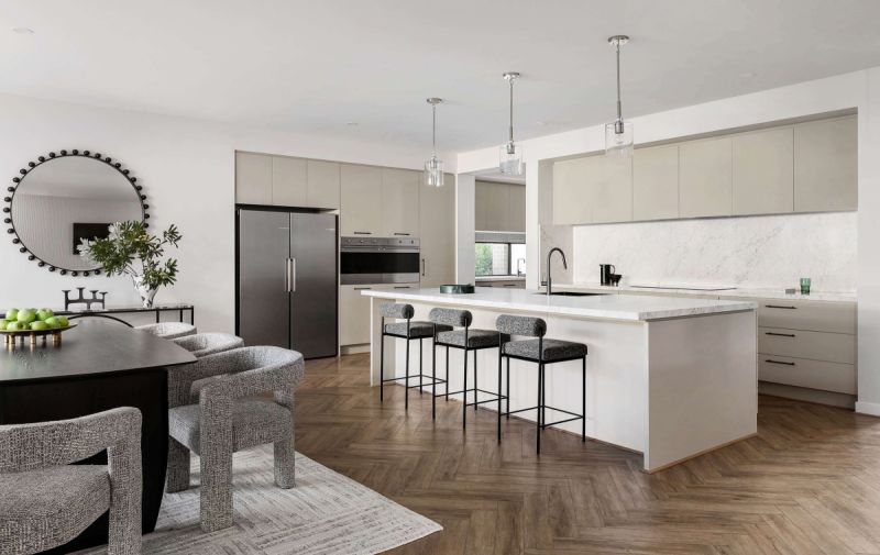 VIC_Clyde_North_Emperor_459-D49_Kitchen_Dining_01_2500x1667
