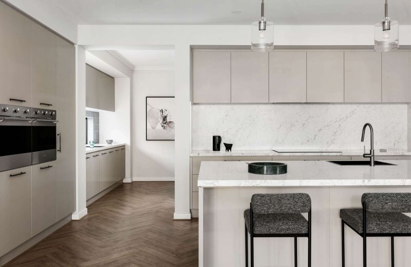 VIC_Clyde_North_Emperor_459-D49_Kitchen_Pantry_2500x1667