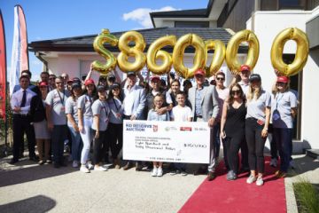 Cheque and team